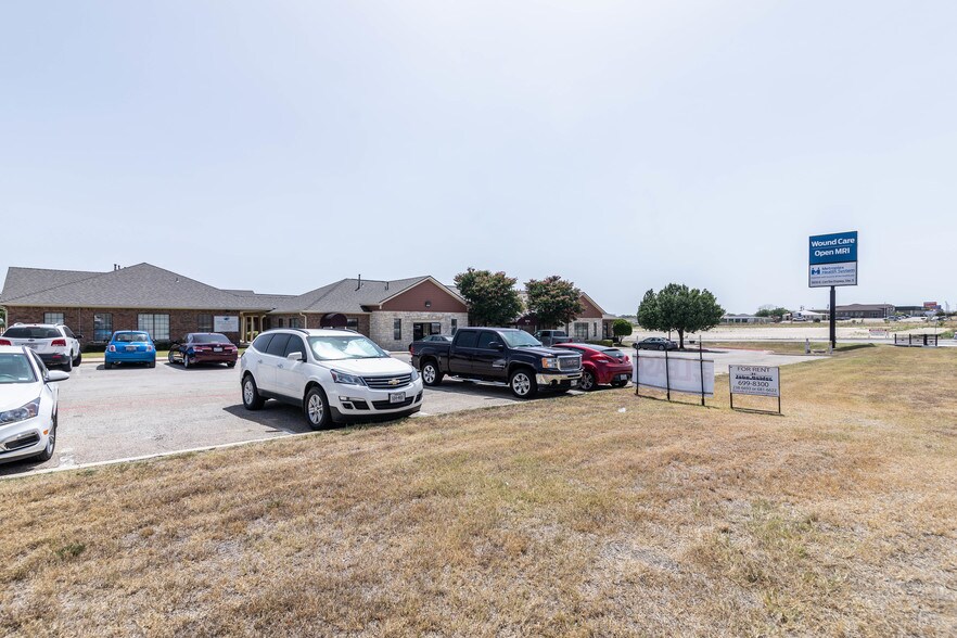 More Photos Of 5610 E Central Texas Expy, Killeen Medical For Lease