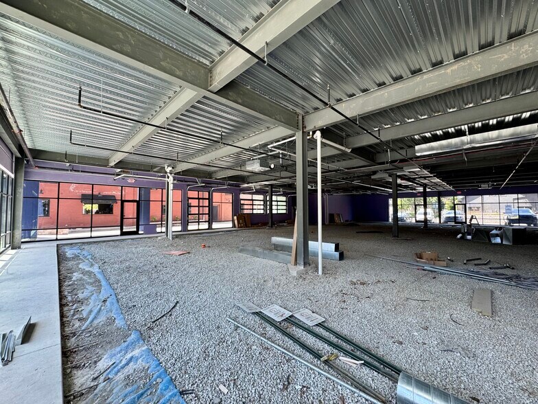 More Photos Of 814 E Main St, Louisville Storefront Retail Office For Lease