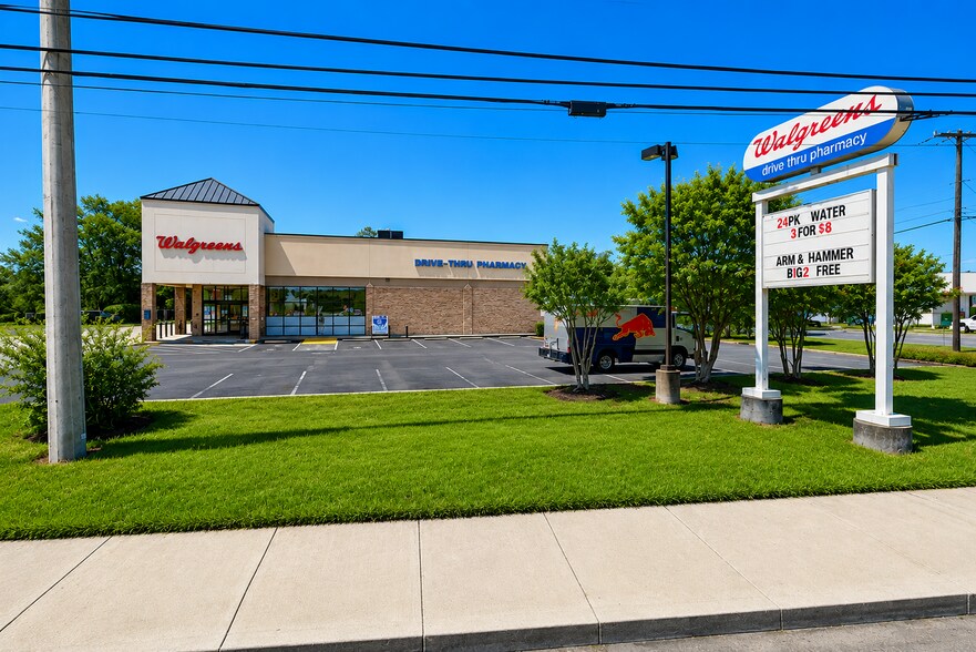 More Photos Of 511 S Hampton St, Kershaw Drugstore For Sale