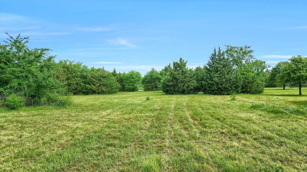 More Photos Of TBD W Line Road, Whitesboro Land For Sale