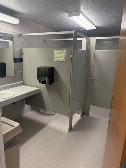 More Photos Of 187 N 200 E, Fredonia Specialty For Sale