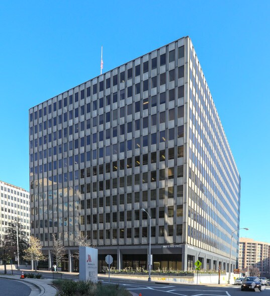 Primary Photo Of 1901 S Bell St, Arlington Office For Lease