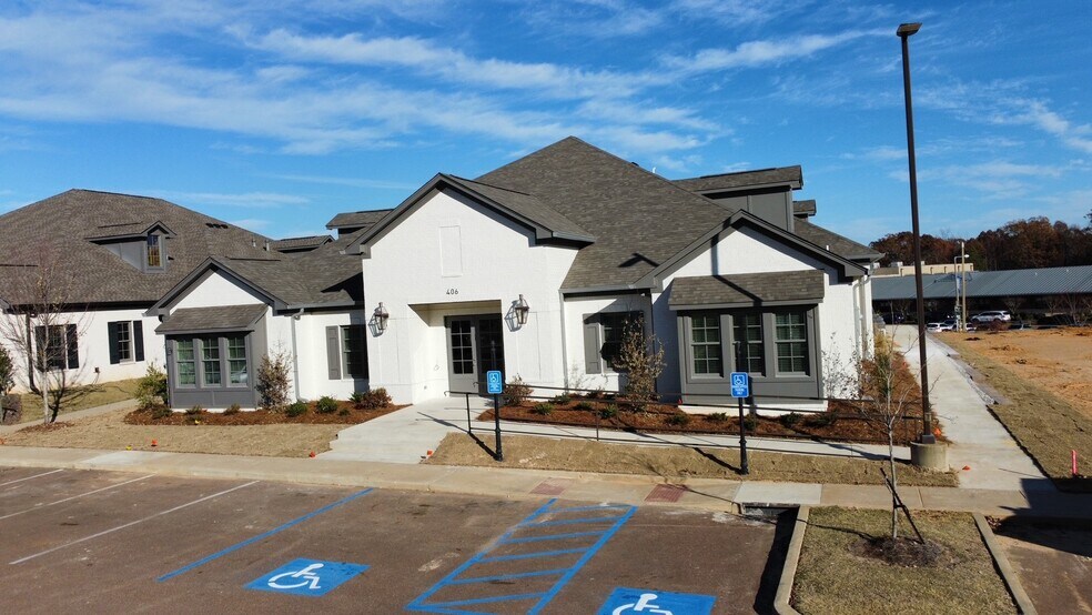Primary Photo Of 406 Enterprise Dr, Oxford Office For Sale