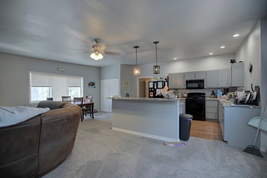 More Photos Of 309 Main St, Westcliffe Storefront Retail Office For Sale