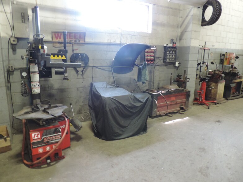 More Photos Of 60 Middlebush Rd, Wappingers Falls General Retail For Sale