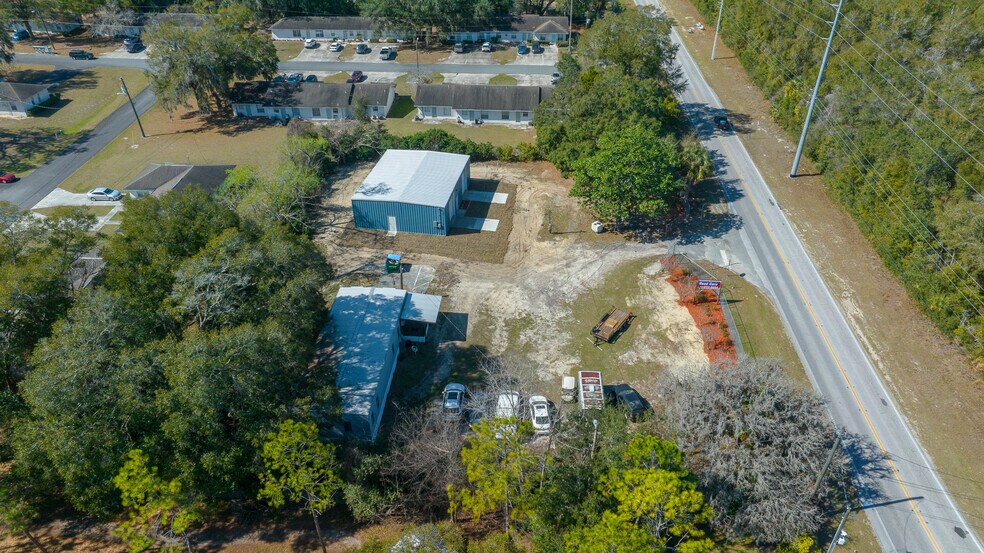 More Photos Of 4820 NE 35th St, Silver Springs Auto Dealership For Sale