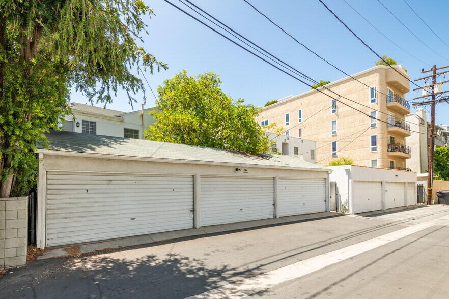 444 446 N. Oakhurst, Beverly Hills, CA 90210 Land For Sale