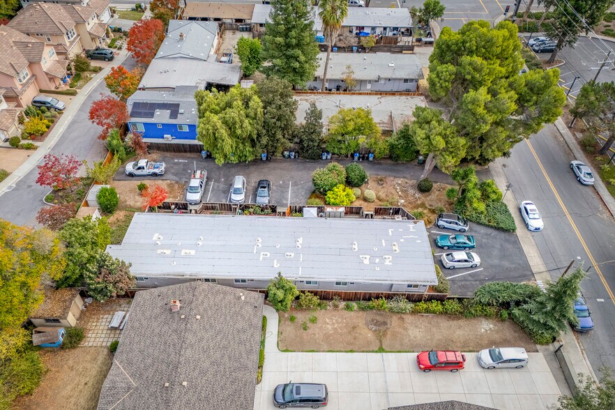 More Photos Of 310 Gladys Ave, Mountain View Apartments For Sale