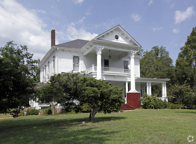 More Photos Of 118 Hwy 309 S, Byhalia Lodge Meeting Hall For Sale