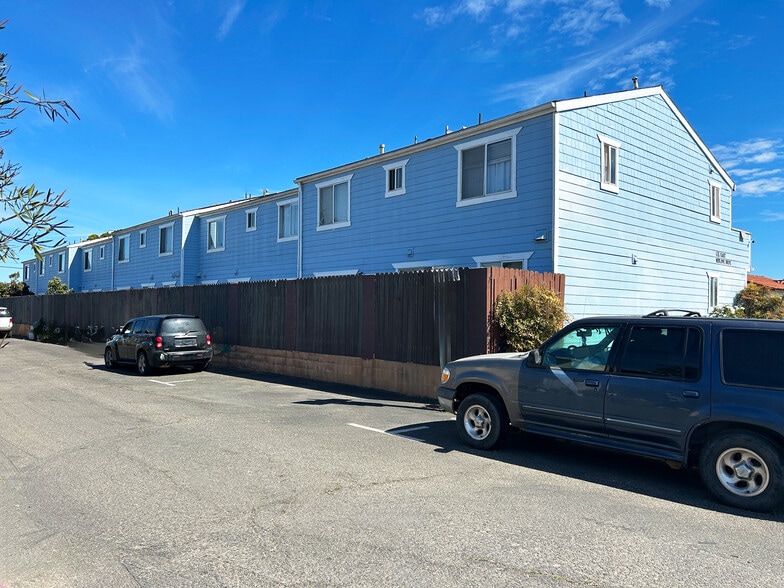 More Photos Of 435 E Newlove Dr, Santa Maria Apartments For Sale