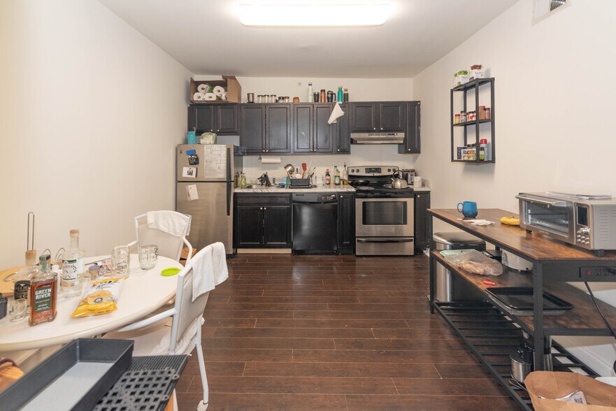 More Photos Of , Baltimore Multifamily For Sale