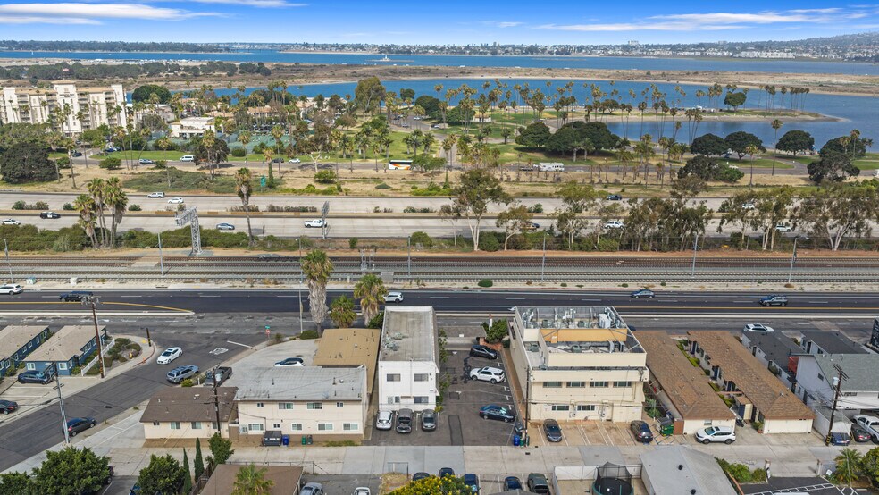 More Photos Of 1915-17 1915-17 Morena Blvd, San Diego Office For Sale