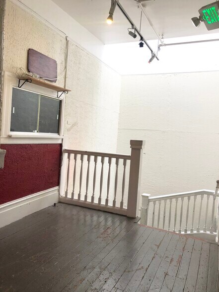 More Photos Of 1659-1665 Haight St, San Francisco Hotel For Lease