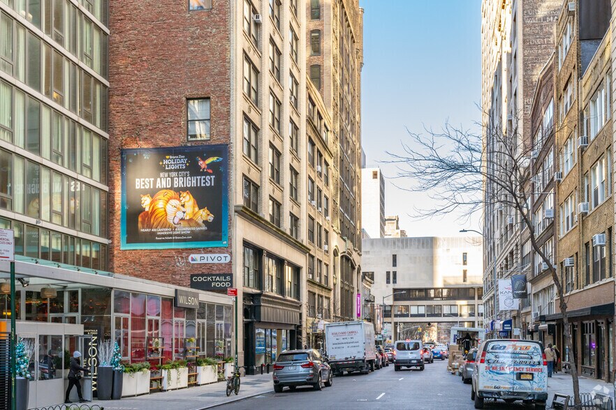 More Photos Of 144-152 W 27th St, New York Apartments For Lease