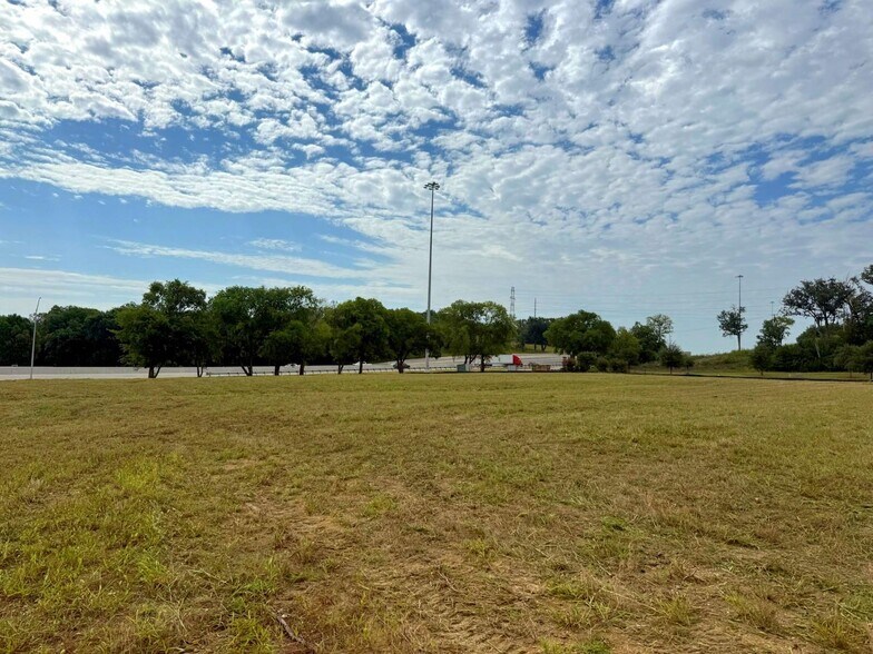 More Photos Of TBD West Stone Creek Drive, Sherman Land For Sale