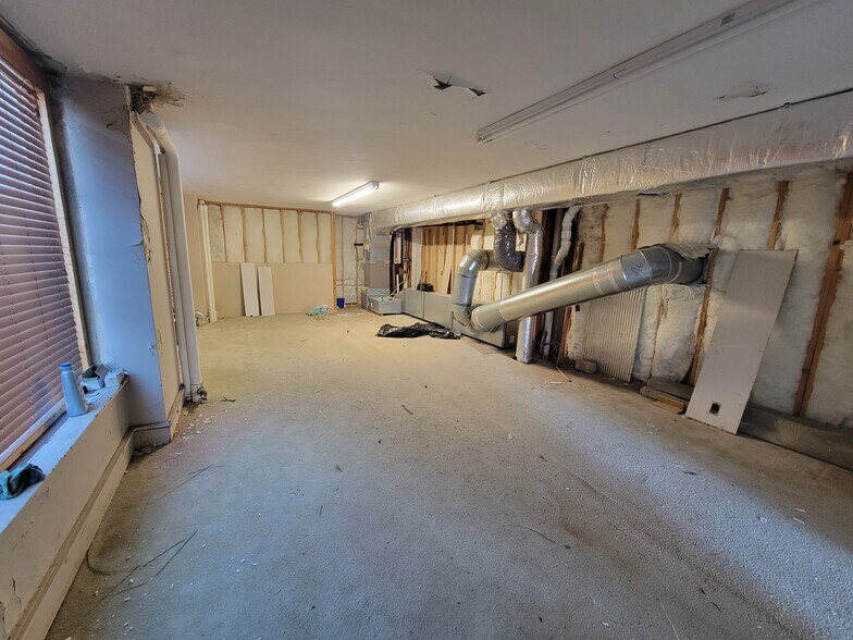 More Photos Of 117 E 3rd Ave, Mitchell Multifamily For Sale