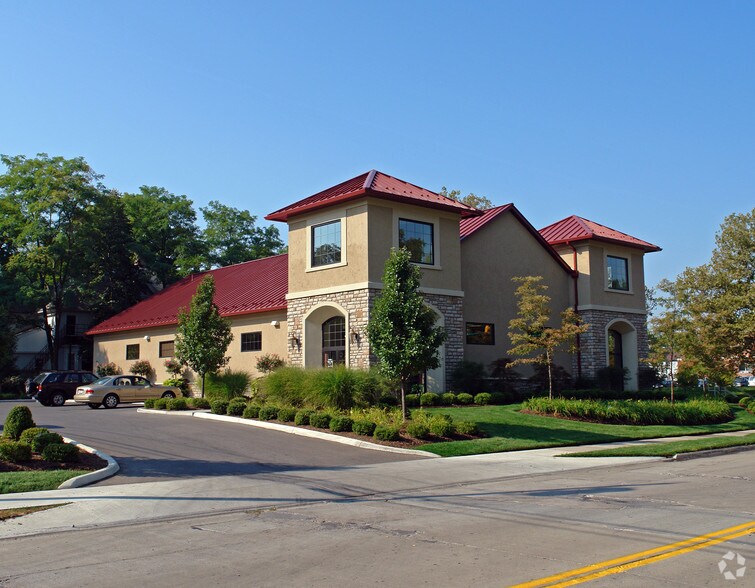 Primary Photo Of 640 N Fountain Ave, Springfield Freestanding For Sale