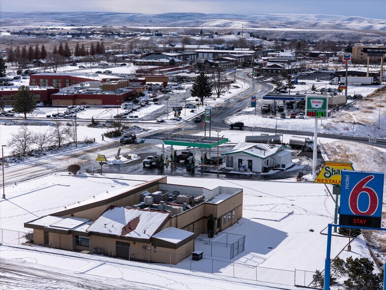 More Photos Of 319 SE Nye Ave, Pendleton Restaurant For Lease