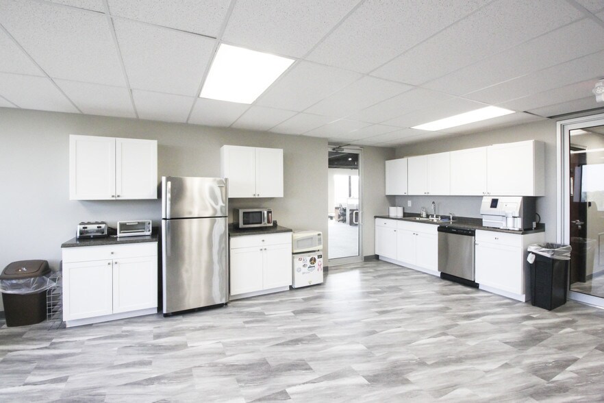 More Photos Of 27801 Euclid Ave, Euclid Office Residential For Lease