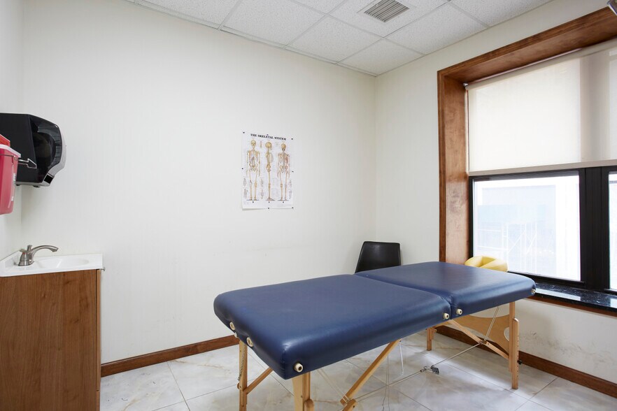 More Photos Of 161 Madison Ave, New York Medical For Lease
