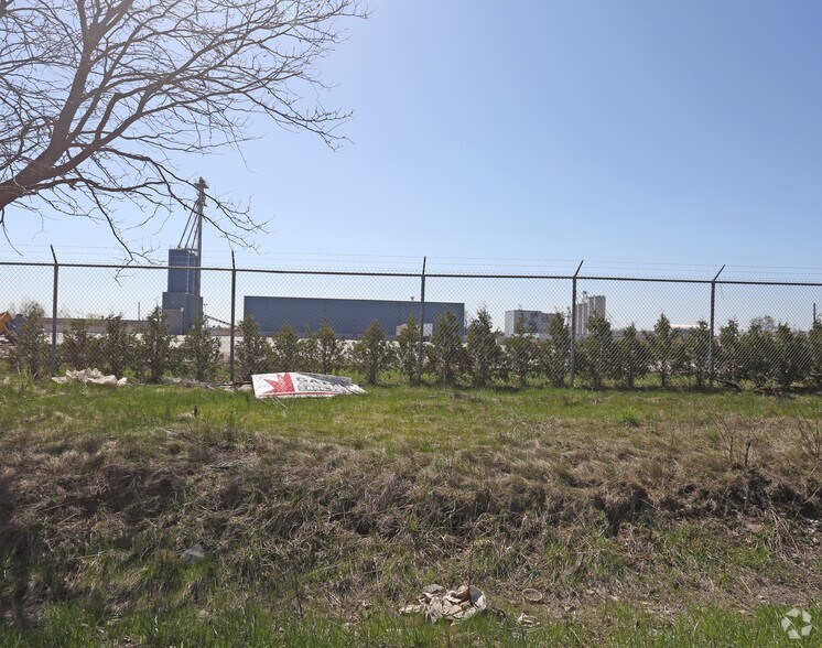 More Photos Of 54 Campbell Rd, Guelph Land For Lease