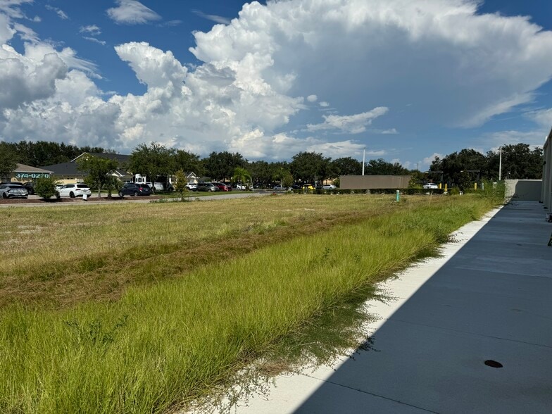 More Photos Of 6924 Old Big Bend Rd, Gibsonton Medical For Sale
