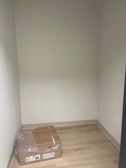 More Photos Of 3369 Argent Blvd, Ridgeland Office For Lease