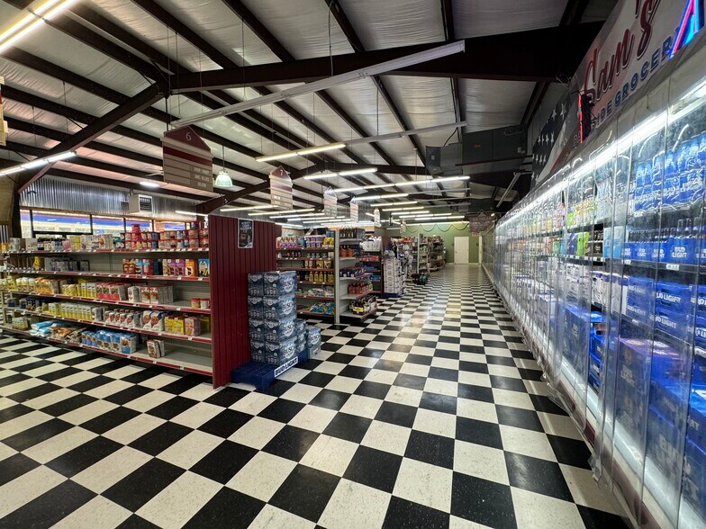 More Photos Of 9421 S Hwy 165, Woodworth Service Station For Sale