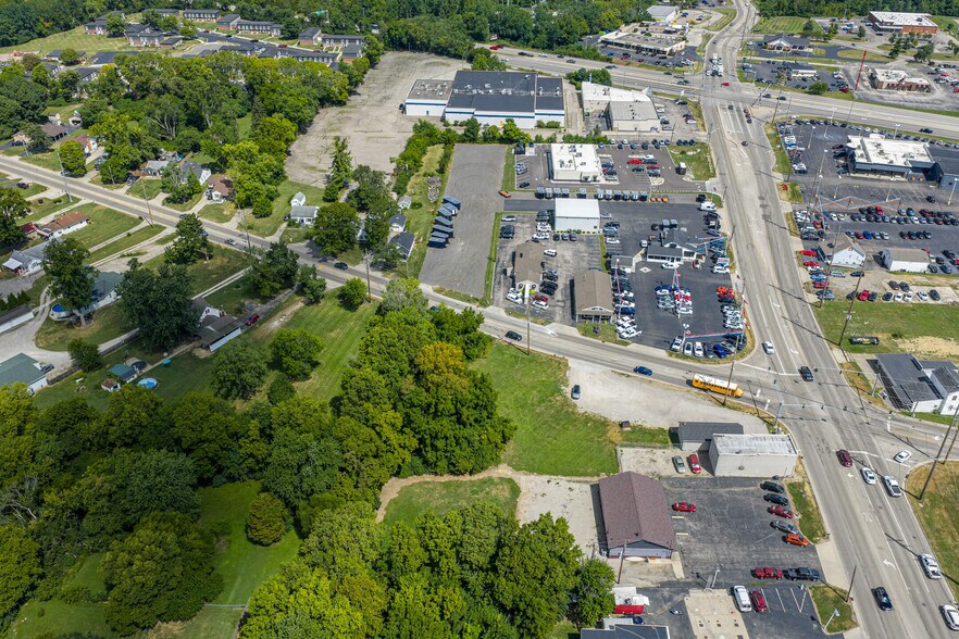 More Photos Of 2002 Cincinnati Dayton Rd, Middletown Restaurant For Sale