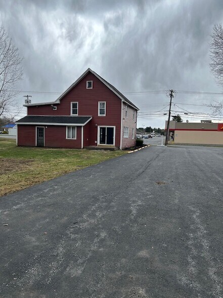 More Photos Of 189 5th Ave, Gloversville Freestanding For Sale