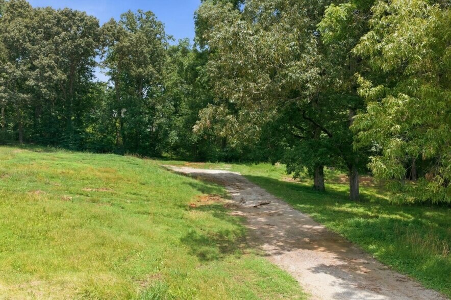 More Photos Of 1284 Highway 96 N, Fairview Land For Sale