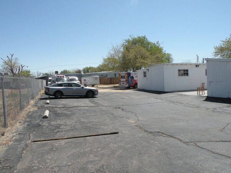 More Photos Of 3121 E Avenue I, Lancaster Freestanding For Sale