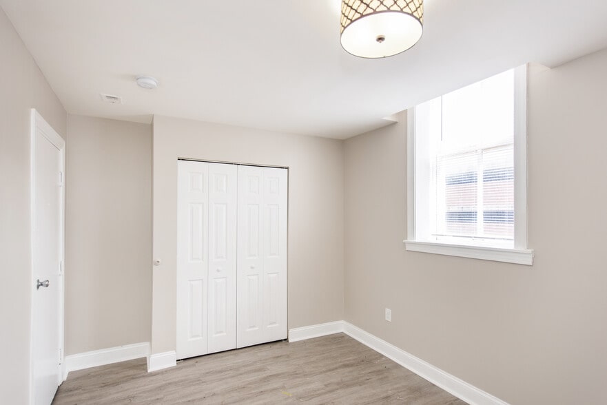 More Photos Of 617-631 W Lexington St, Baltimore Apartments For Lease
