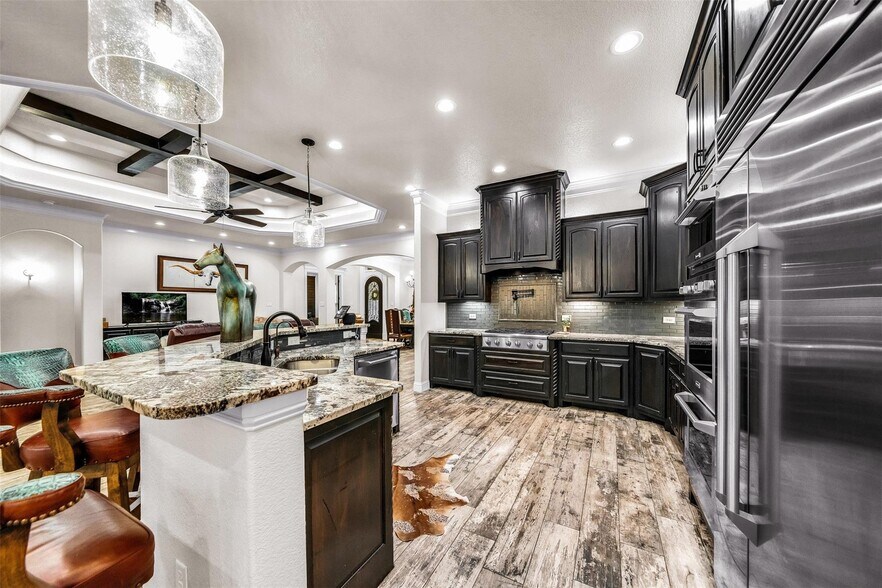 More Photos Of 7839 Blanchard Way, Fort Worth Specialty For Sale