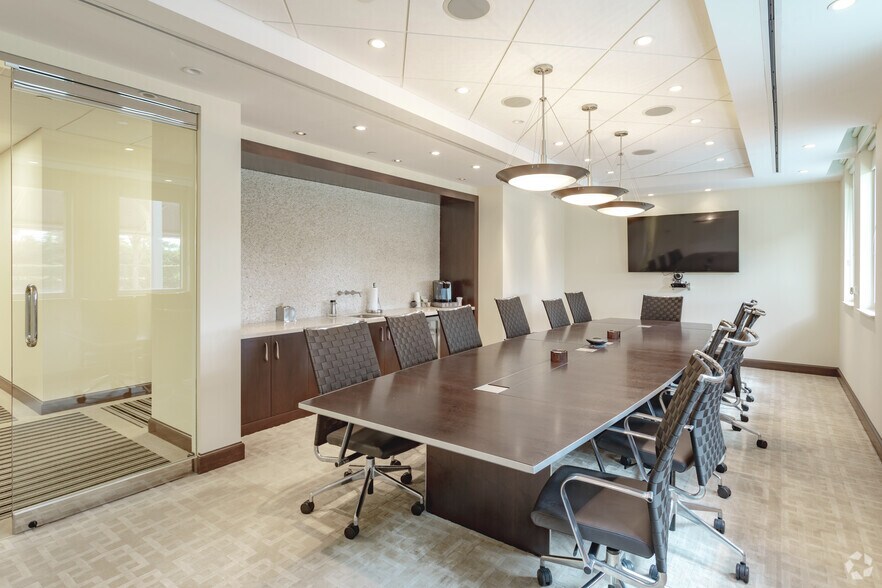 More Photos Of 8230 210th St S, Boca Raton Coworking Space