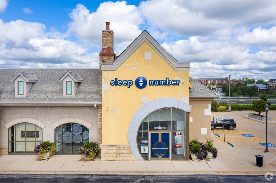 More Photos Of 3011 Butterfield Rd, Oak Brook Storefront Retail Office For Lease