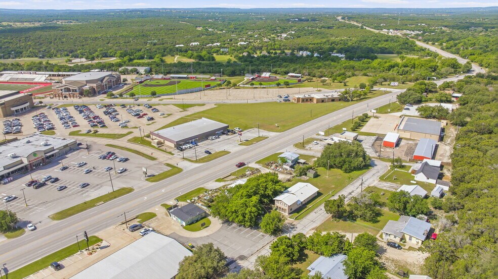 More Photos Of 608 SW Big Bend Trl, Glen Rose Restaurant For Sale