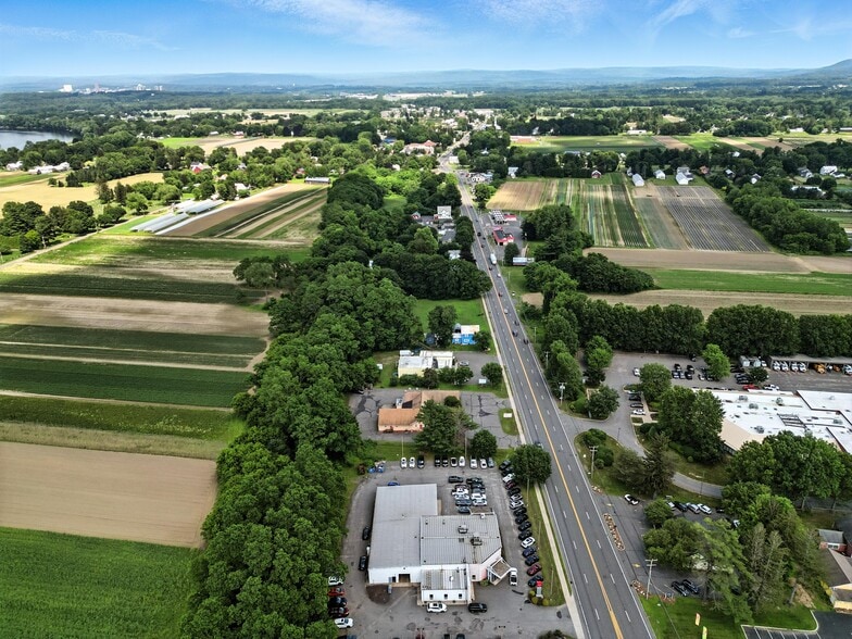 More Photos Of 48 Russell St, Hadley Restaurant For Lease