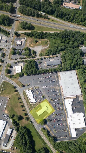 More Photos Of 165 Mayo St, Hillsborough General Retail For Lease