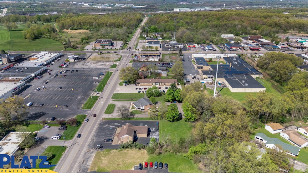 More Photos Of 548 Gypsy Ln, Youngstown Office For Sale