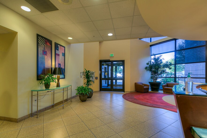 More Photos Of 5121 Skyline Village Loop S, Salem Medical For Sale