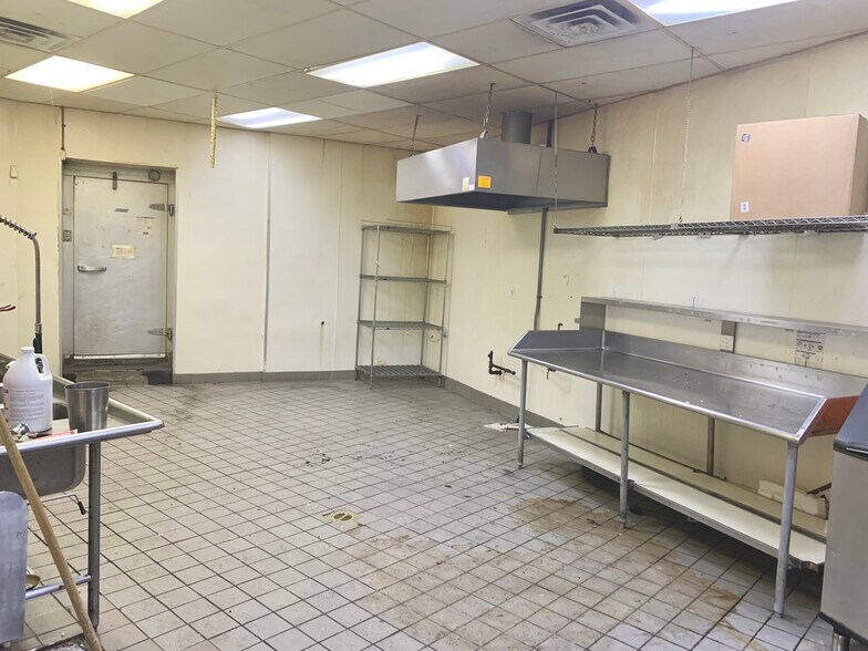 More Photos Of 1989-2001 Springfield Ave, Maplewood Freestanding For Sale