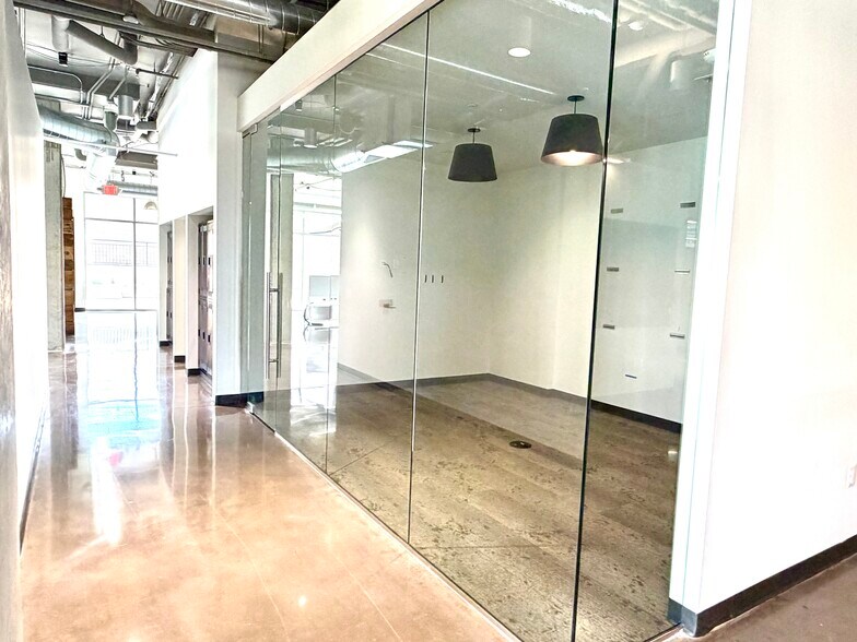 More Photos Of 1004-1028 E Washington Ave, Madison Apartments For Lease