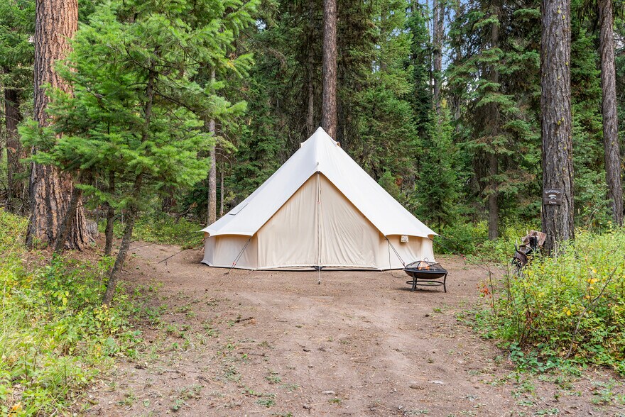 More Photos Of 3481 N Highway 83, Seeley Lake Hotel For Sale