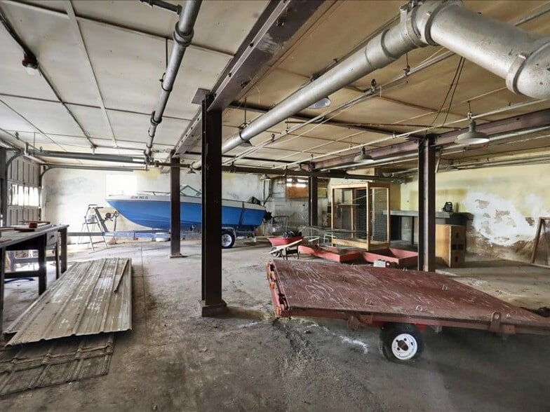More Photos Of 1524 Friedensburg Rd, Reading Storefront Retail Residential For Sale