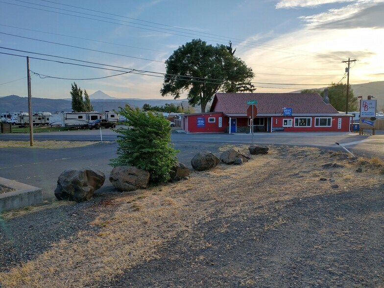Primary Photo Of 2297 Dallesport Rd, Dallesport Freestanding For Lease