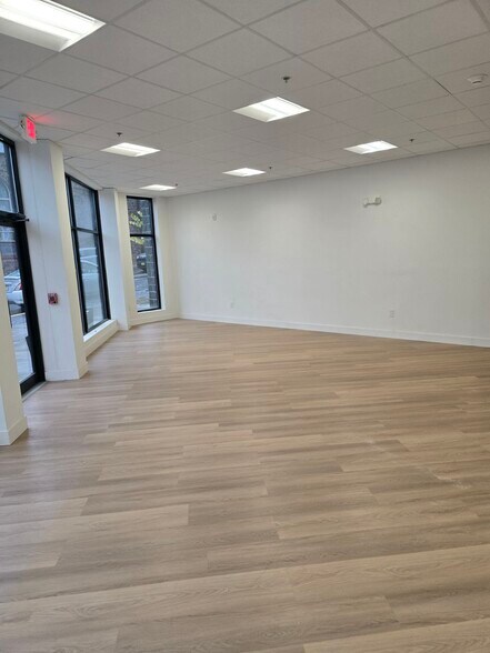 More Photos Of 187 Main St, Belleville Apartments For Lease