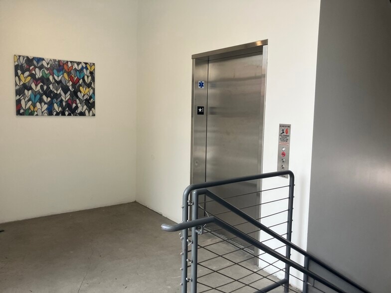 More Photos Of 200 N San Fernando Blvd, Burbank Freestanding For Lease