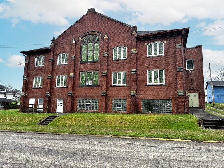 More Photos Of 715 S Arch Ave, Alliance Religious Facility For Lease