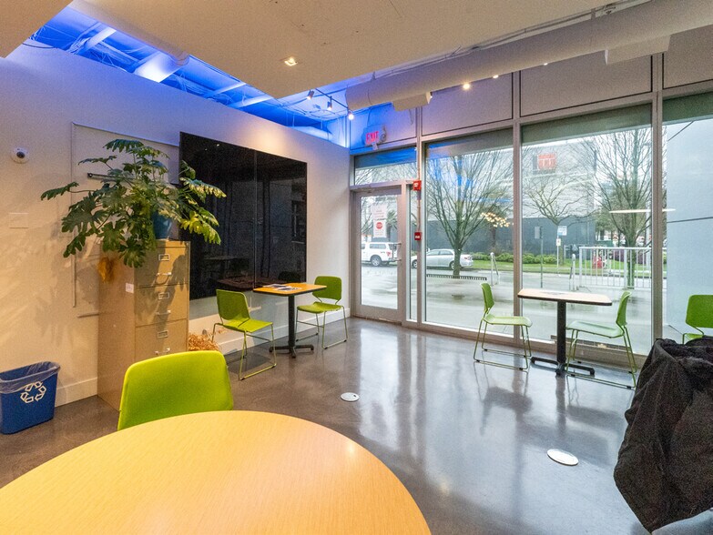 More Photos Of 438 Terminal Av, Vancouver Office For Lease